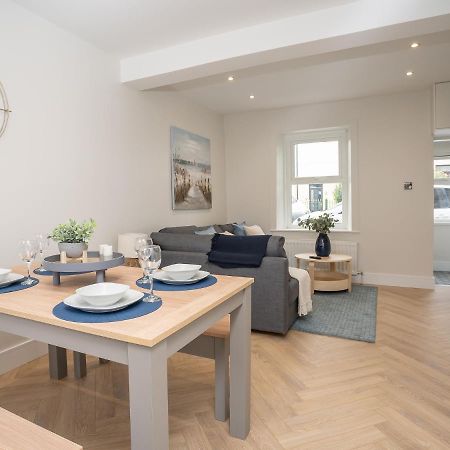 The Views Townhouse Villa Newcastle  Buitenkant foto