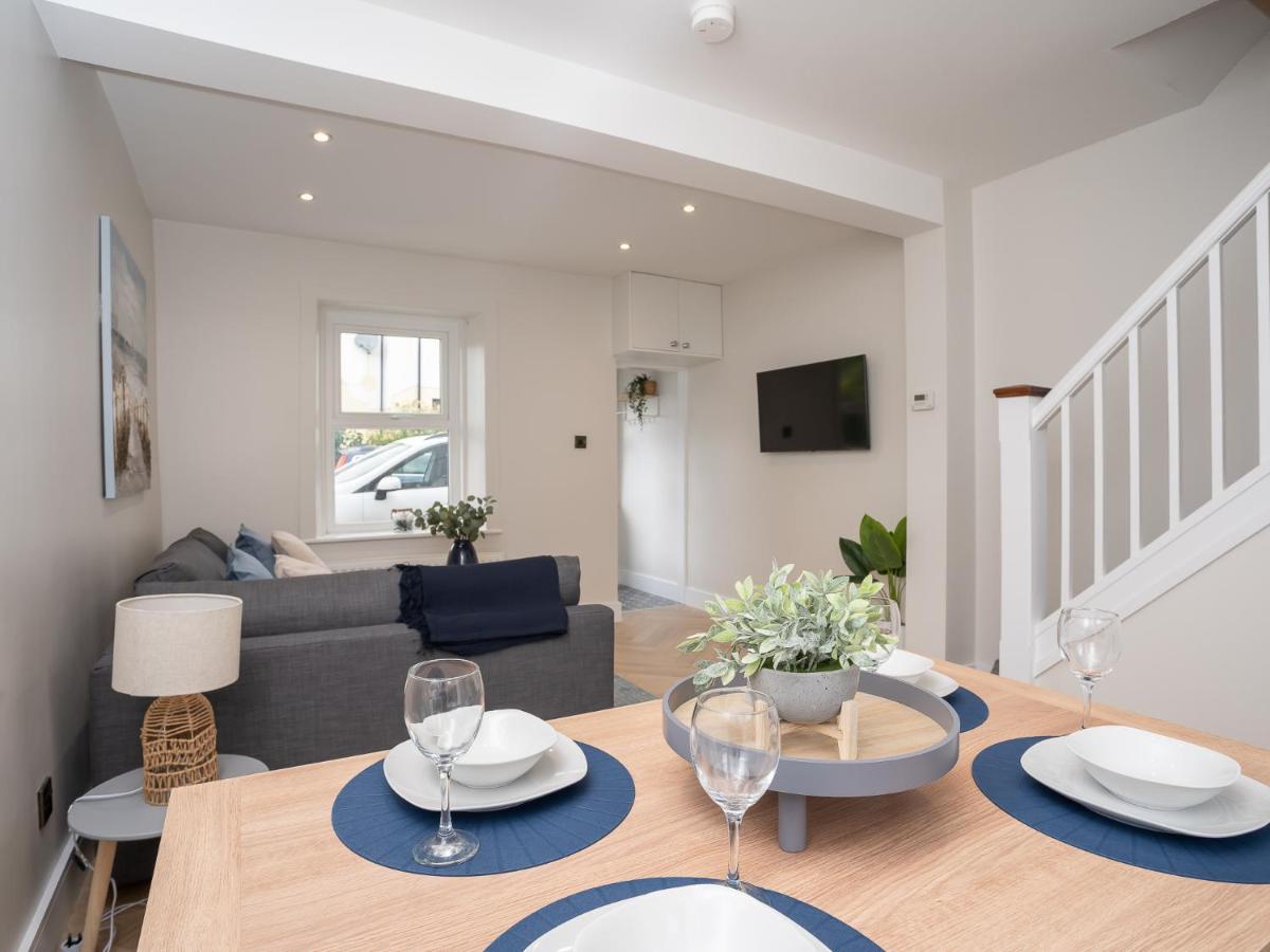 The Views Townhouse Villa Newcastle  Buitenkant foto