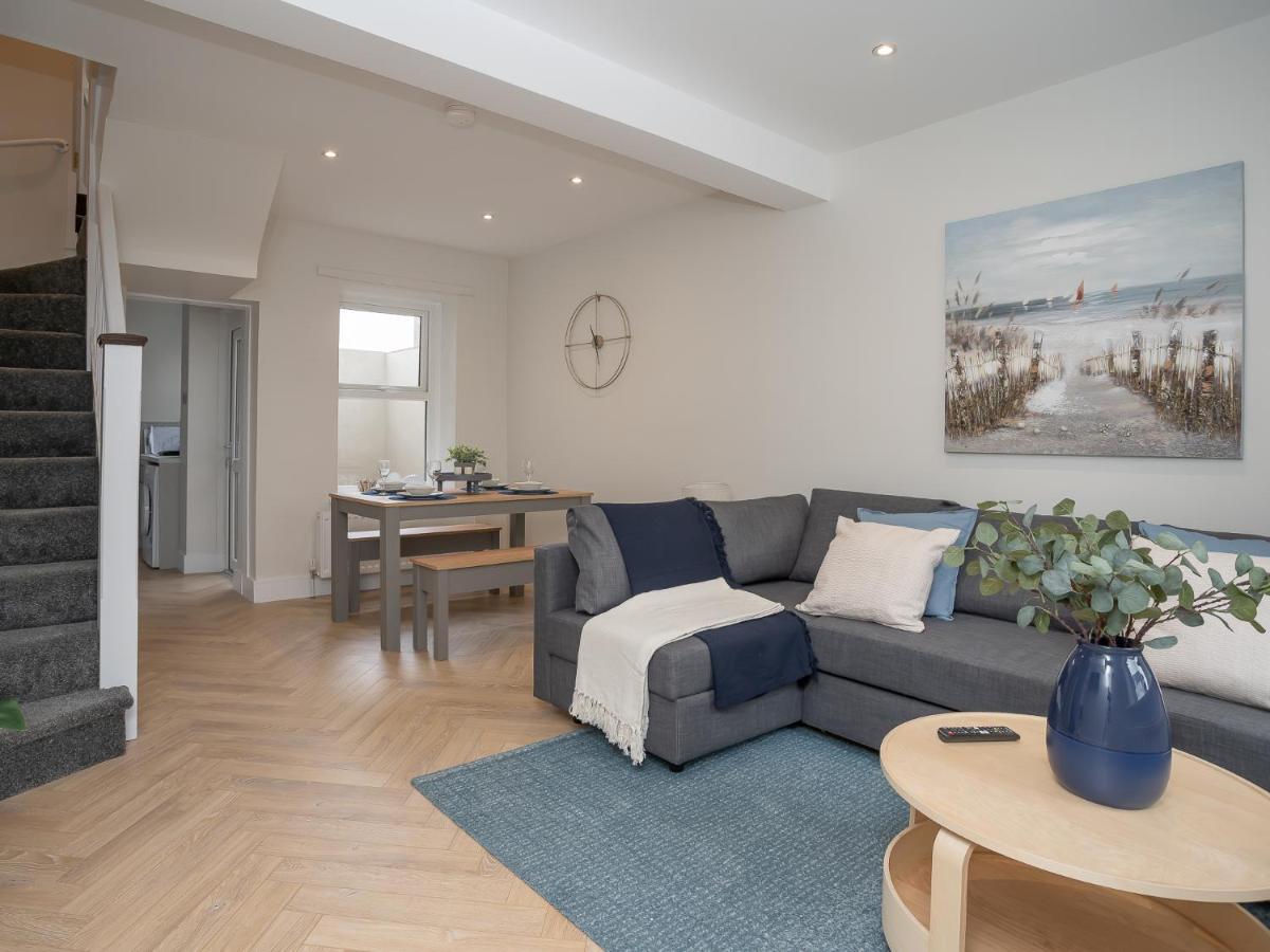 The Views Townhouse Villa Newcastle  Buitenkant foto